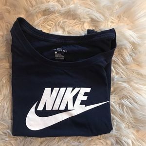 Navy Nike tee
